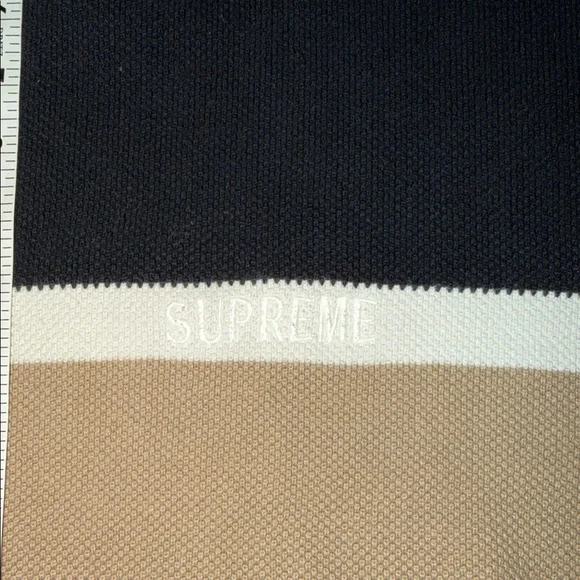 Supreme Colorblock Crewneck Sweater - Black and TanSupreme Split Pique Crewneck